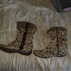 Brown Patterned Boots with Buckle